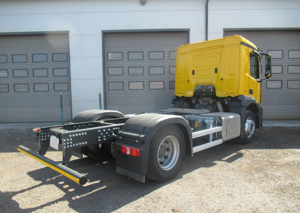 Mercedes-Benz Antos 1830   rozstaw osi 3,60 - Châssis cabine: photos 3 Mercedes-Benz Antos 1830   rozstaw osi 3,60 - Châssis cabine: photos 3