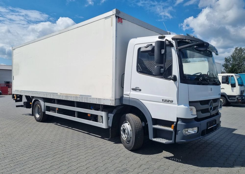 Mercedes-Benz Atego 1224 - Camion frigorifique: photos 2 Mercedes-Benz Atego 1224 - Camion frigorifique: photos 2