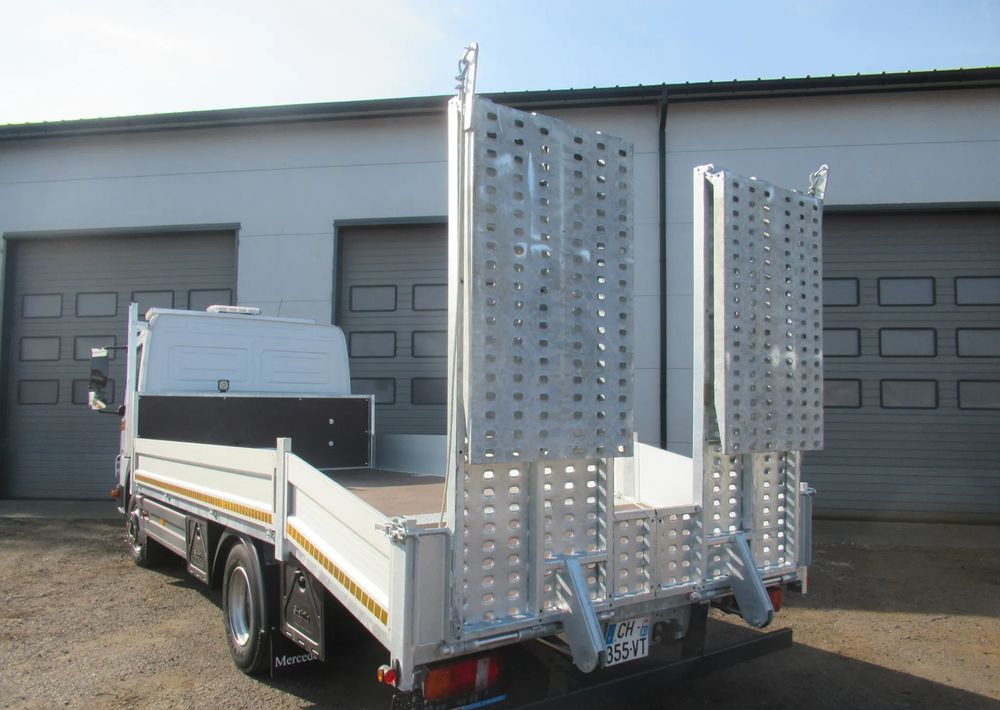 Mercedes-Benz Atego 1224 - Remorqueuse: photos 3 Mercedes-Benz Atego 1224 - Remorqueuse: photos 3
