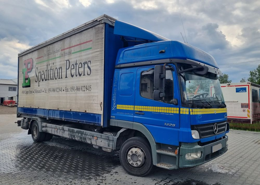 Mercedes-Benz Atego 1229 - Remorqueuse: photos 4 Mercedes-Benz Atego 1229 - Remorqueuse: photos 4