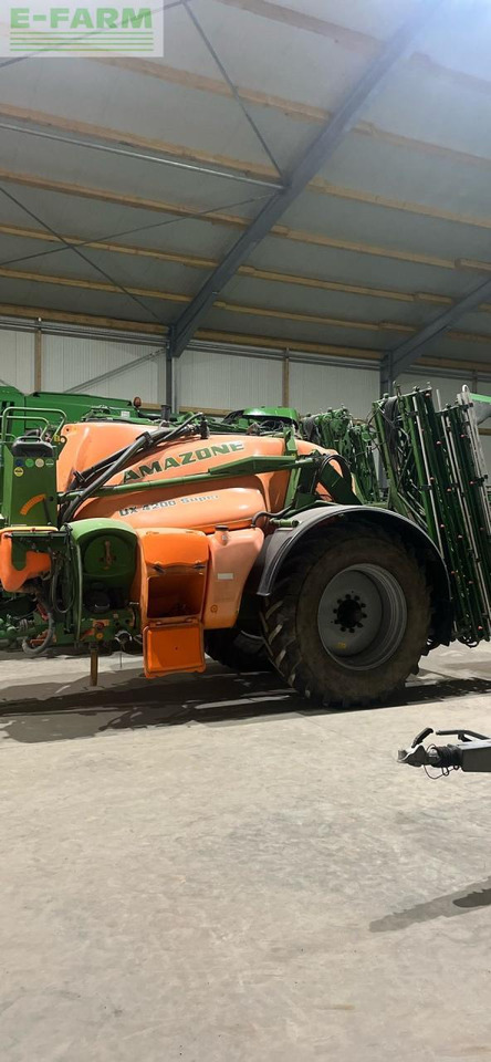 Amazone UX 4200 Super - Pulvérisateur traîné: photos 5 Amazone UX 4200 Super - Pulvérisateur traîné: photos 5