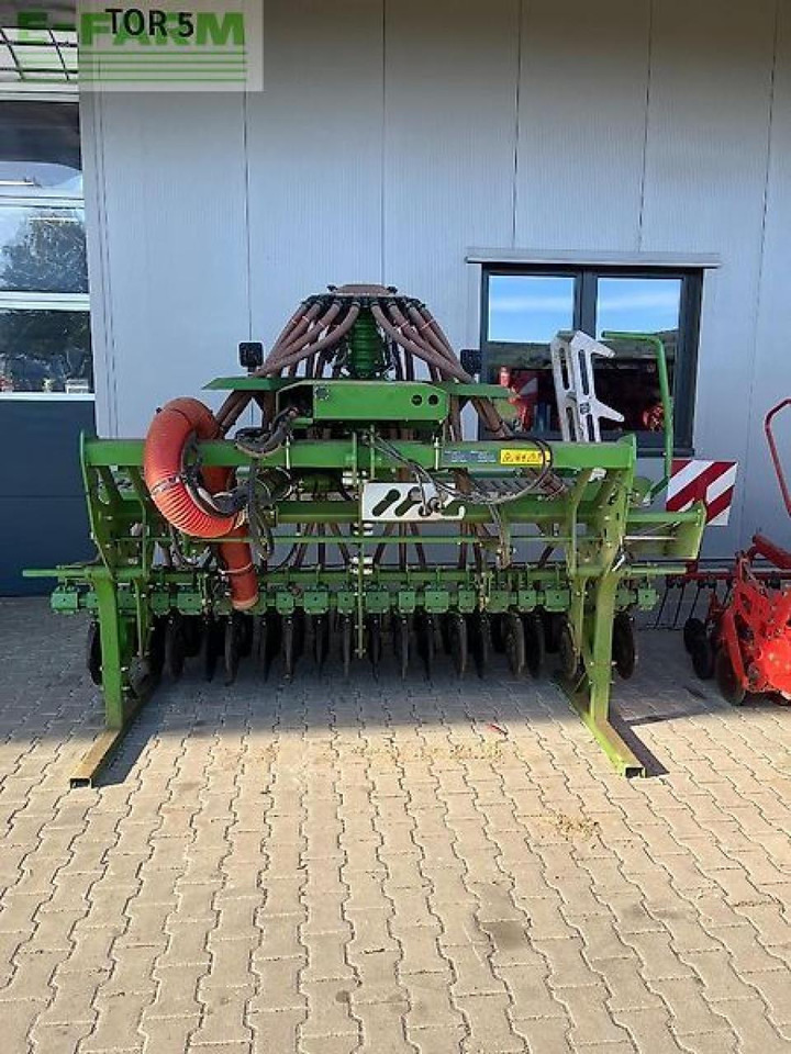 Amazone amazone avant 3002 säschine/ fronttank ftender 1600/ precea 3000-1 maisleger - Semoir: photos 2 Amazone amazone avant 3002 säschine/ fronttank ftender 1600/ precea 3000-1 maisleger - Semoir: photos 2