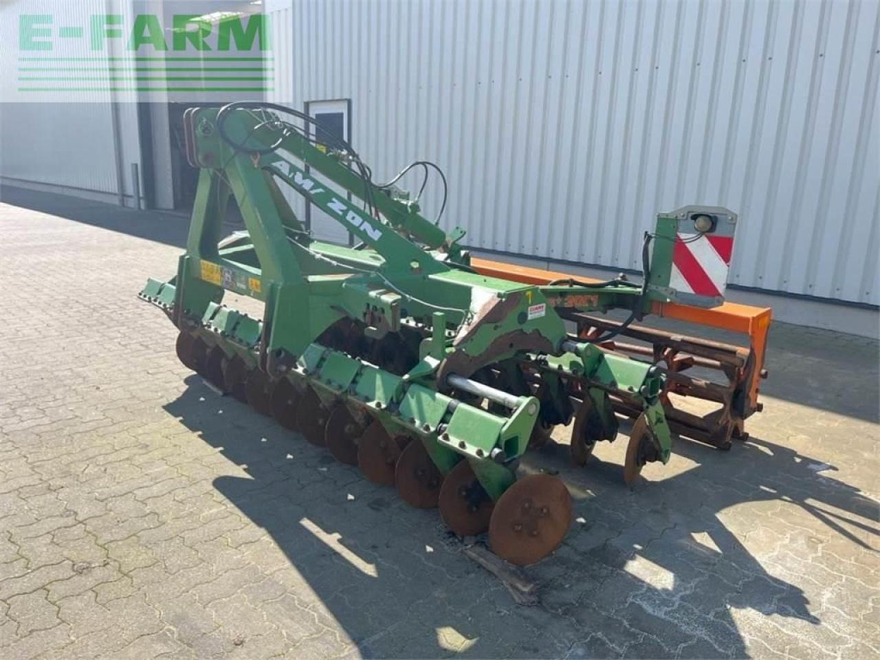 Amazone catros+ 3001 - Cover crop: photos 2 Amazone catros+ 3001 - Cover crop: photos 2