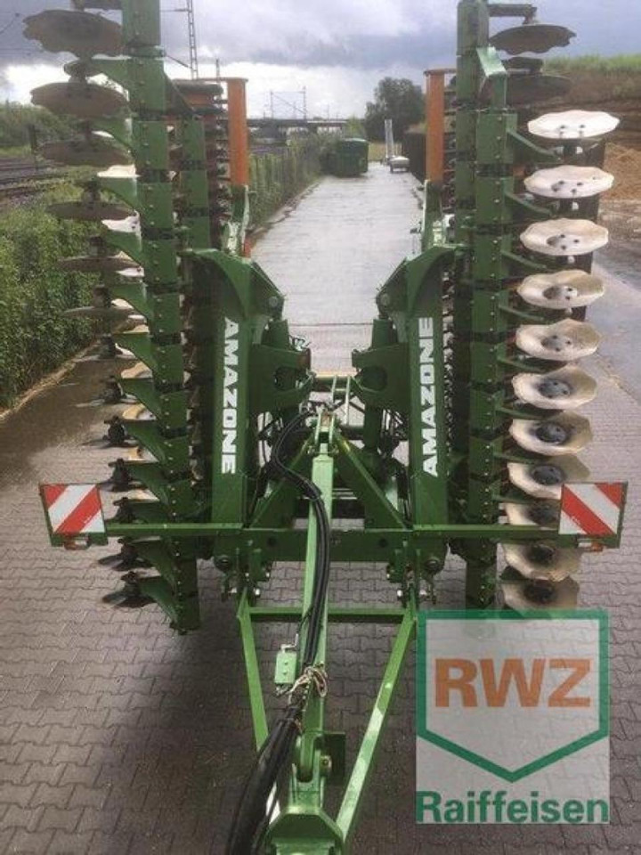 Amazone catros + 6001-2 - Cover crop: photos 3 Amazone catros + 6001-2 - Cover crop: photos 3