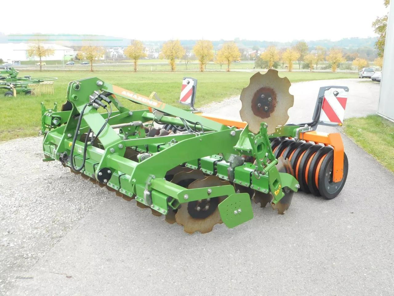 Amazone catros xl 3003 - Cover crop: photos 4 Amazone catros xl 3003 - Cover crop: photos 4