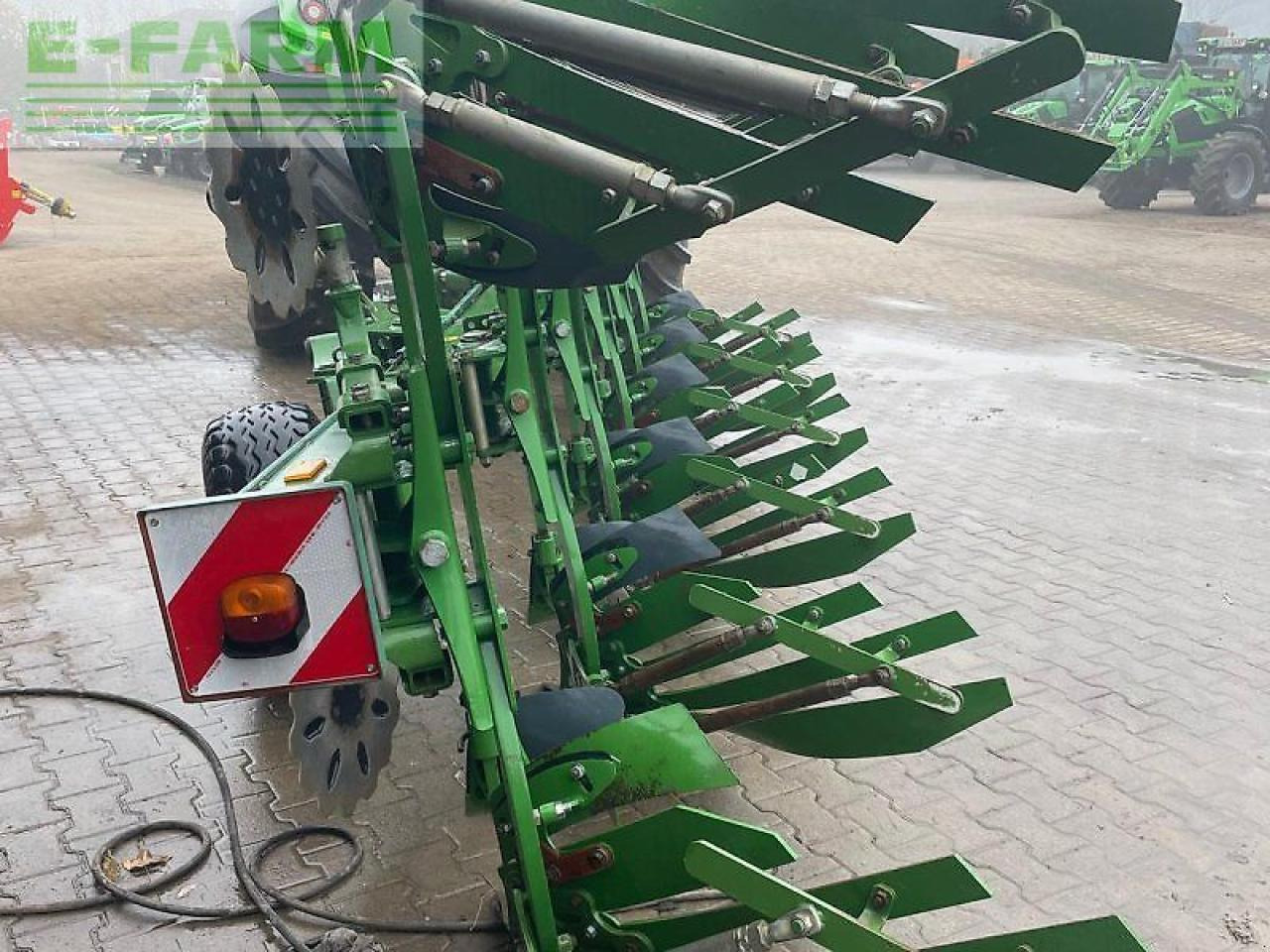 Amazone cayron 200 v - Charrue: photos 4 Amazone cayron 200 v - Charrue: photos 4
