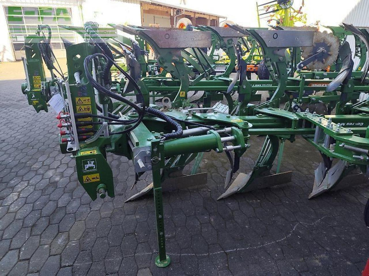 Amazone cayros m 4-950 v - Charrue: photos 4 Amazone cayros m 4-950 v - Charrue: photos 4