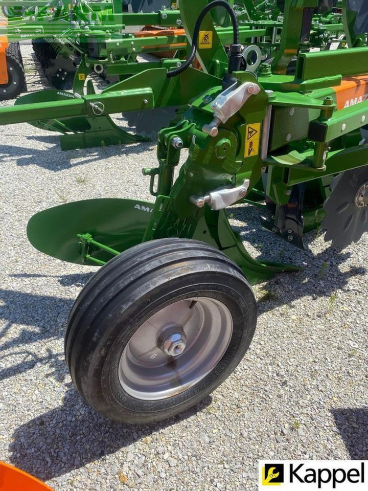 Amazone cayros xms 1050 vario / anbau-volldrehpflug - Charrue: photos 5 Amazone cayros xms 1050 vario / anbau-volldrehpflug - Charrue: photos 5