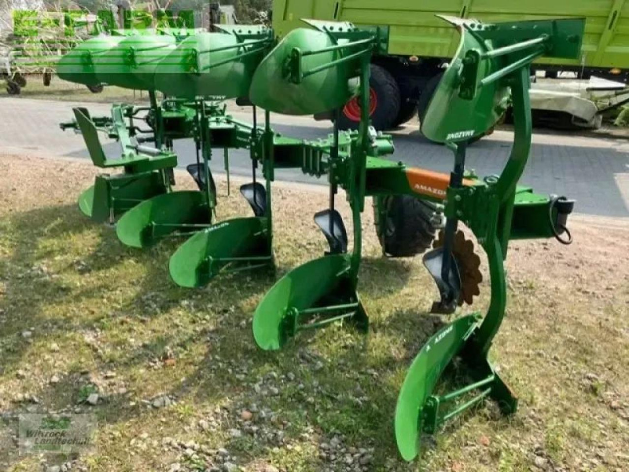 Amazone cayros xms 5-950 - Charrue: photos 1 Amazone cayros xms 5-950 - Charrue: photos 1