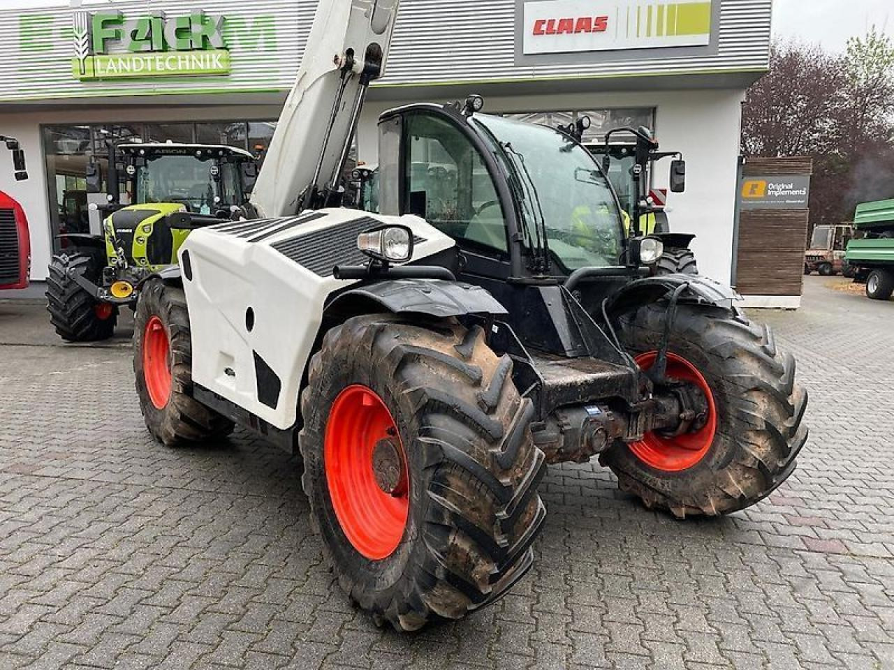 Bobcat tl38.70 - Chariot télescopique: photos 1 Bobcat tl38.70 - Chariot télescopique: photos 1