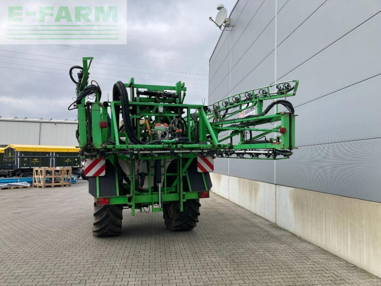 CHD 6045 - Pulvérisateur traîné: photos 4 CHD 6045 - Pulvérisateur traîné: photos 4