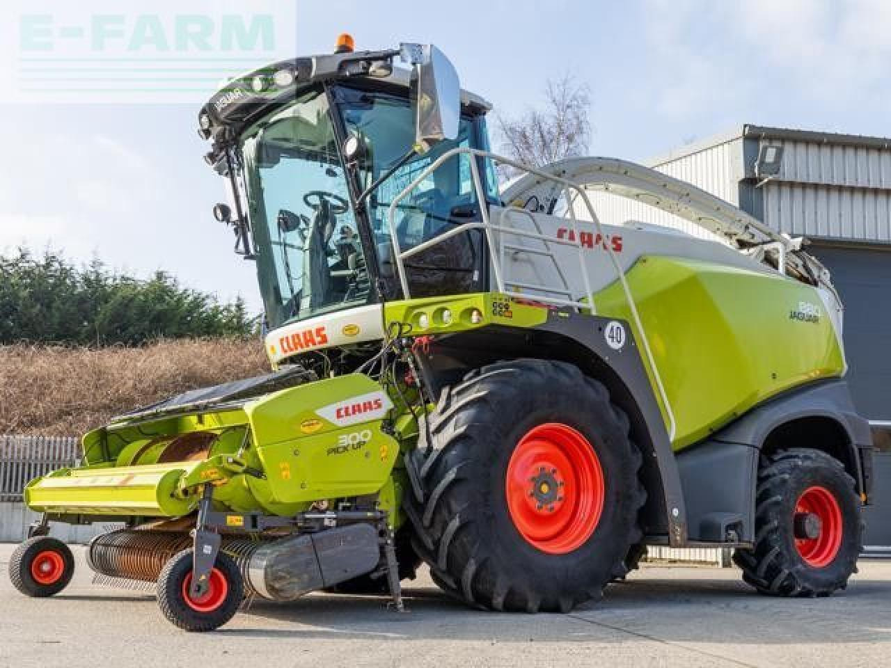 CLAAS JAGUAR 880 4WD - Ensileuse: photos 1 CLAAS JAGUAR 880 4WD - Ensileuse: photos 1