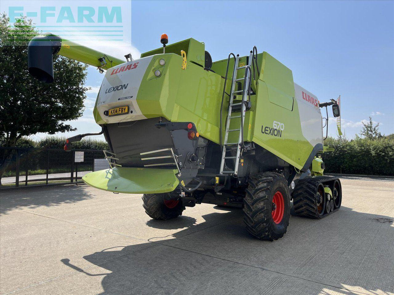 CLAAS LEXION 670 TT - Moissonneuse-batteuse: photos 5 CLAAS LEXION 670 TT - Moissonneuse-batteuse: photos 5