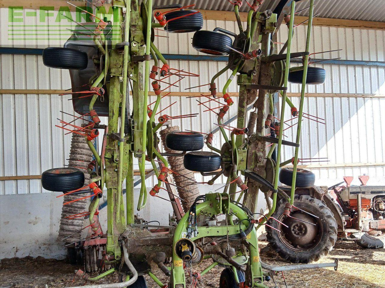 CLAAS VOLTO 1100 - Faneuse: photos 2 CLAAS VOLTO 1100 - Faneuse: photos 2