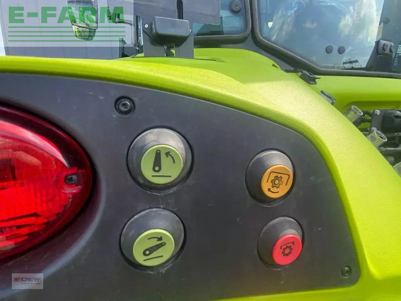 Tracteur agricole CLAAS arion 420: photos 7