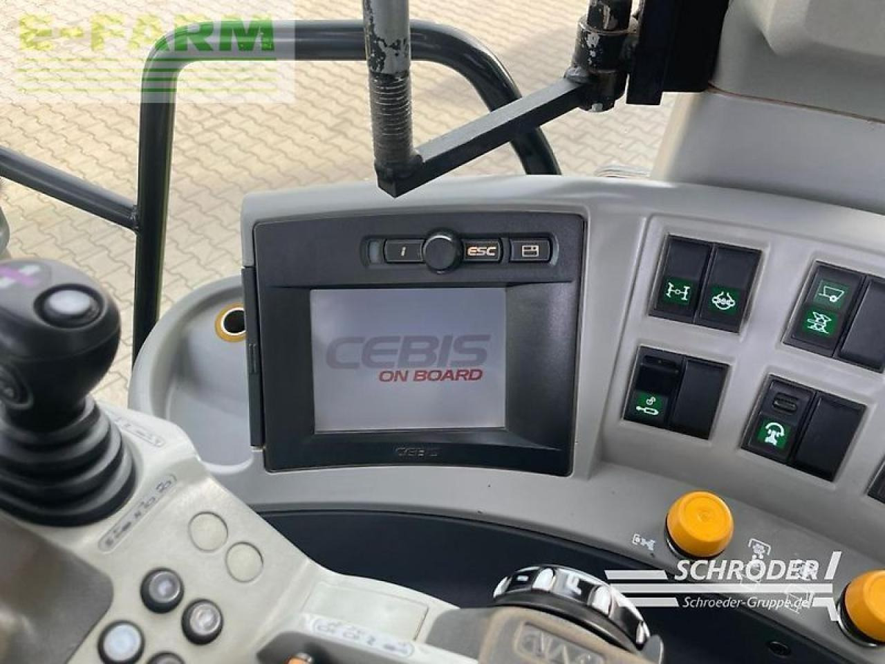 Tracteur agricole CLAAS arion 520 cebis CEBIS: photos 13 Tracteur agricole CLAAS arion 520 cebis CEBIS: photos 13