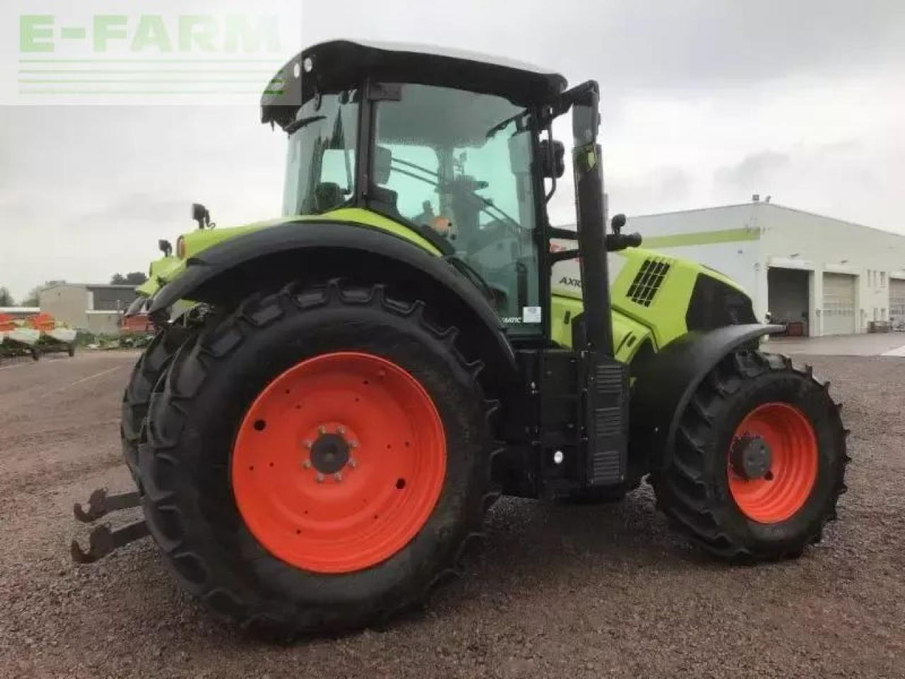 CLAAS axion 810 - Tracteur agricole: photos 4 CLAAS axion 810 - Tracteur agricole: photos 4