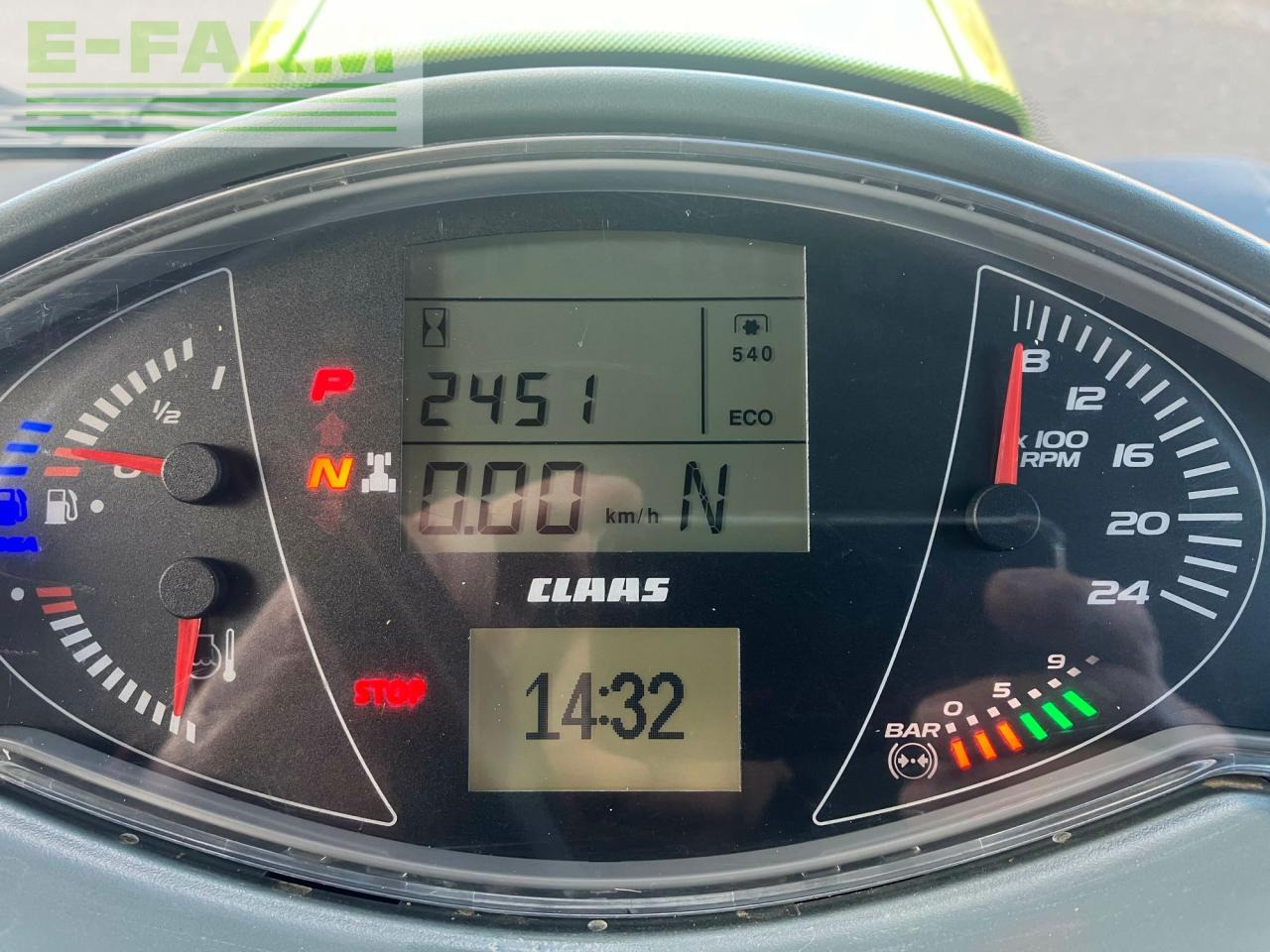 Tracteur agricole CLAAS axion 810 cmatic s5 CMATIC: photos 12