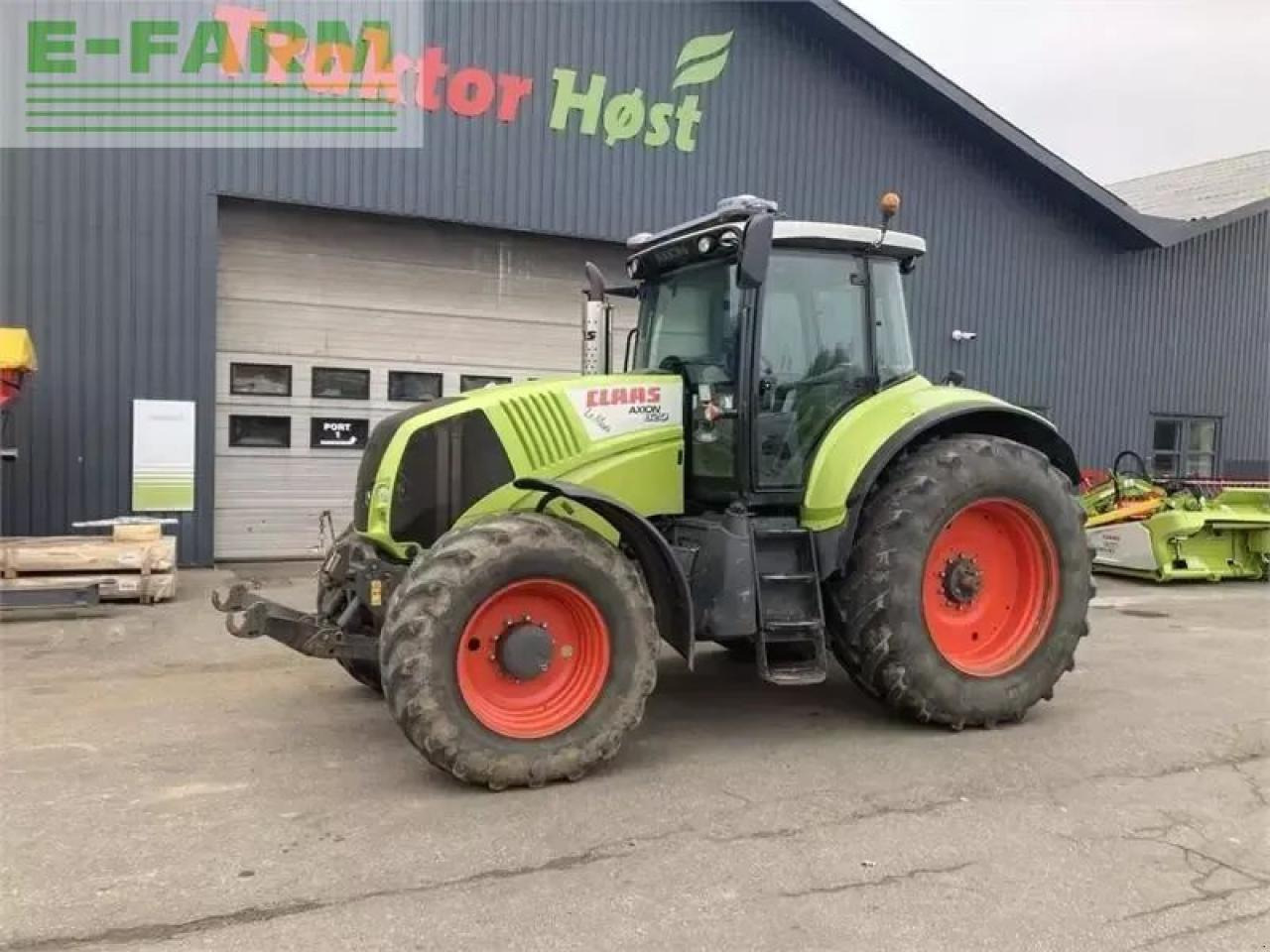 CLAAS axion 820 cmatic CMATIC - Tracteur agricole: photos 1 CLAAS axion 820 cmatic CMATIC - Tracteur agricole: photos 1