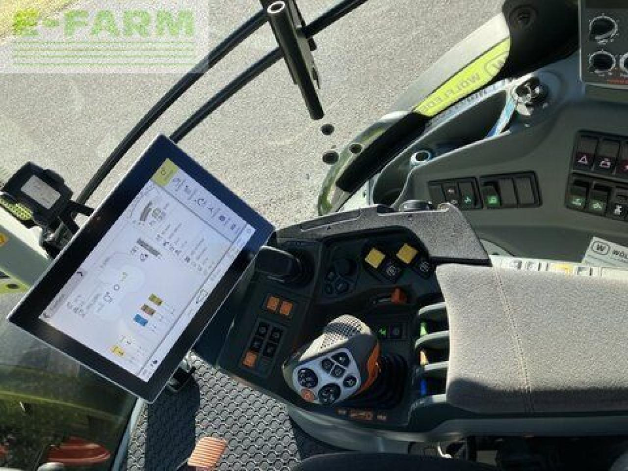 Tracteur agricole CLAAS axion 850 cmatic cebis CMATIC CEBIS: photos 21