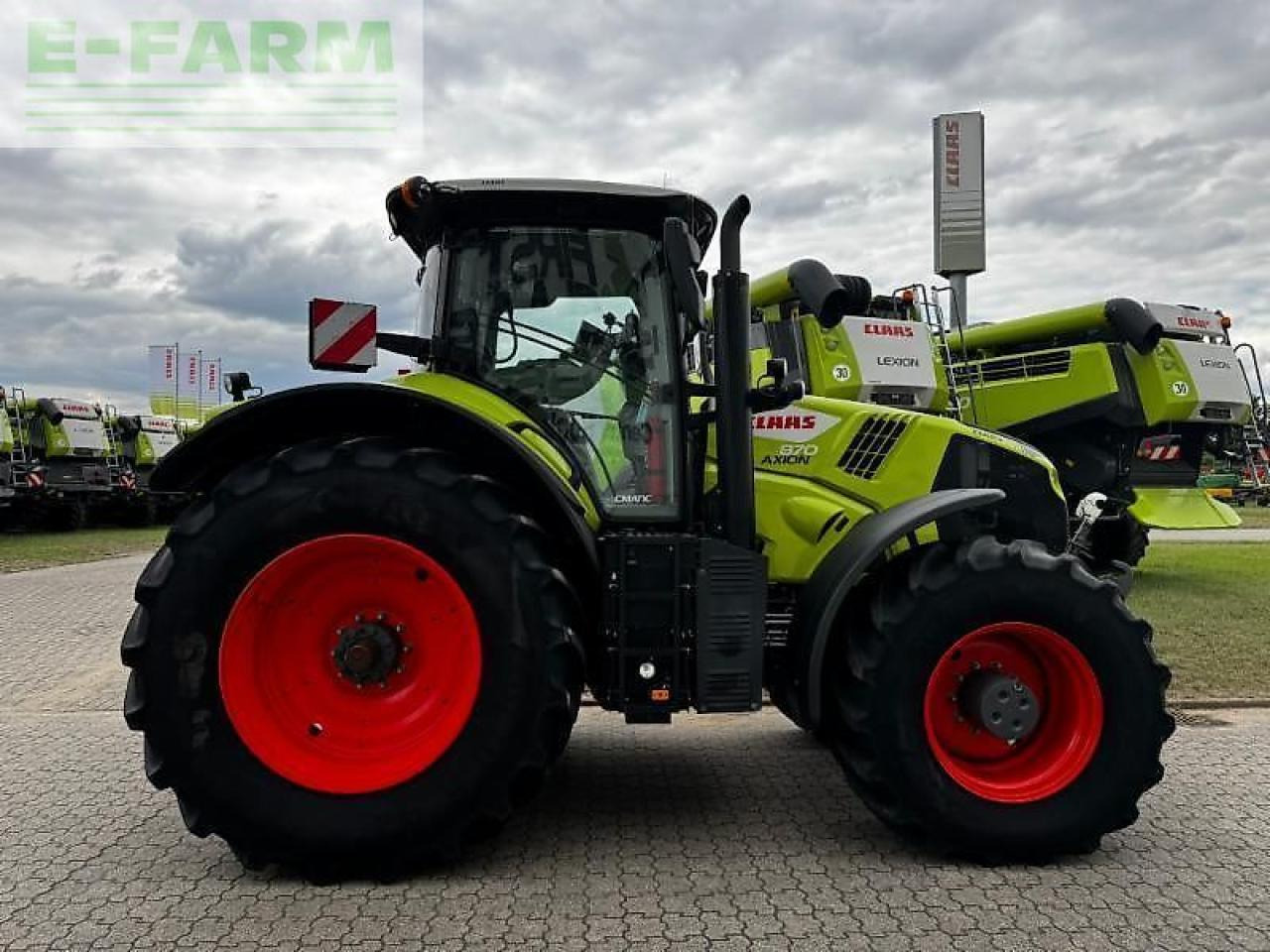 Tracteur agricole CLAAS axion 870: photos 7 Tracteur agricole CLAAS axion 870: photos 7