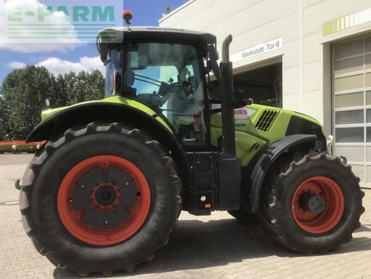 CLAAS axion 870 - Tracteur agricole: photos 3 CLAAS axion 870 - Tracteur agricole: photos 3