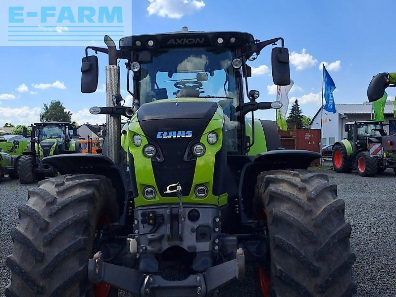 CLAAS axion 870 c-matic - Tracteur agricole: photos 2 CLAAS axion 870 c-matic - Tracteur agricole: photos 2