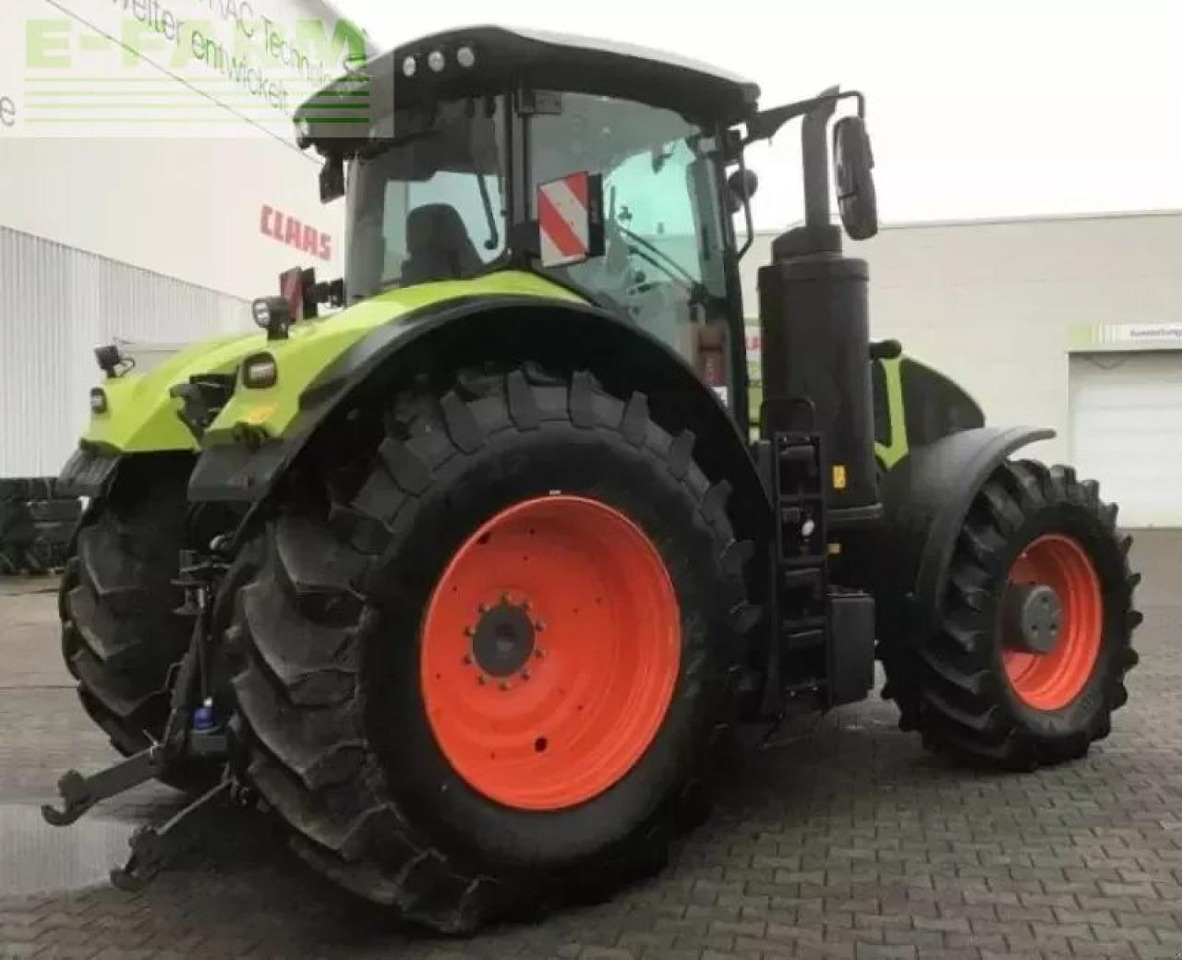 CLAAS axion 930 - Tracteur agricole: photos 3 CLAAS axion 930 - Tracteur agricole: photos 3