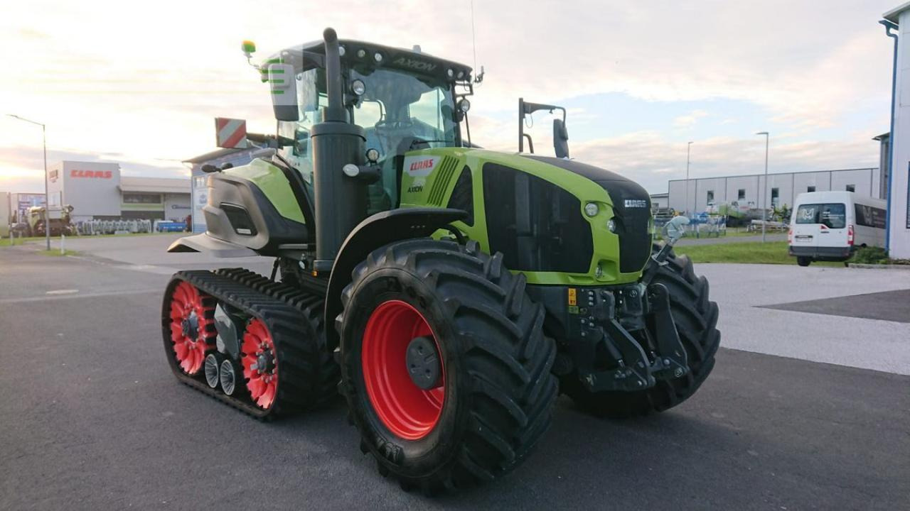 CLAAS axion 960 terra trac cebis (stage v) CEBIS - Tracteur agricole: photos 2 CLAAS axion 960 terra trac cebis (stage v) CEBIS - Tracteur agricole: photos 2