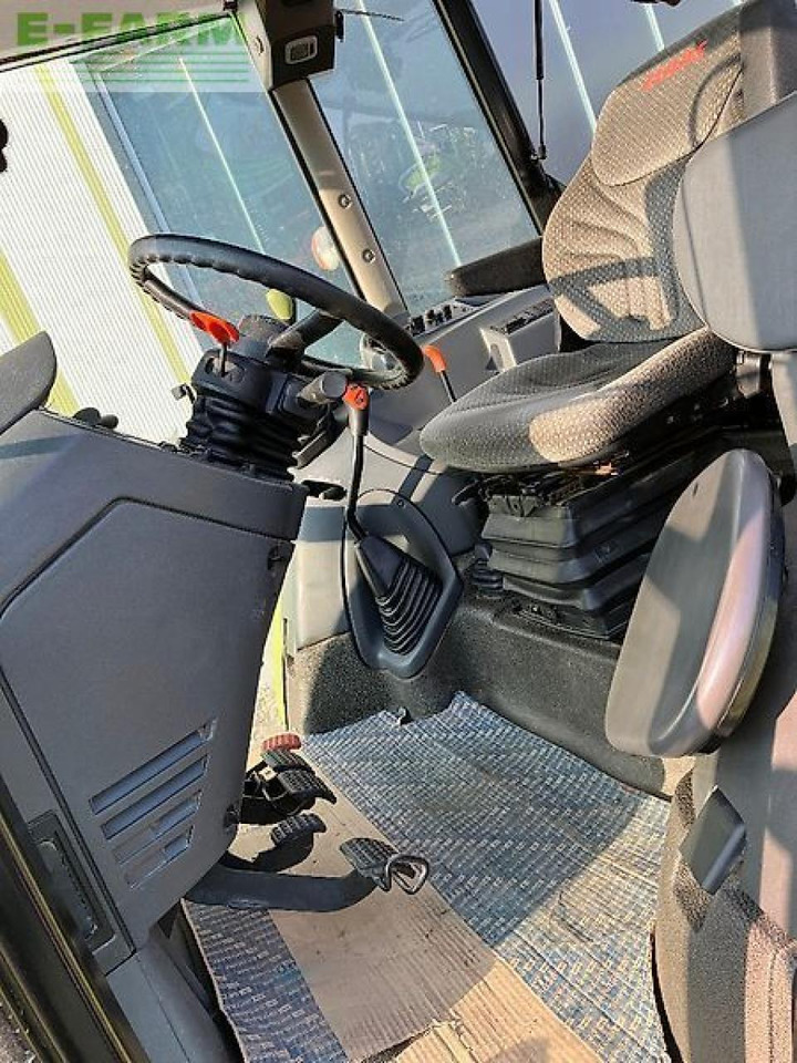 Tracteur agricole CLAAS axos 340 cx CX: photos 11