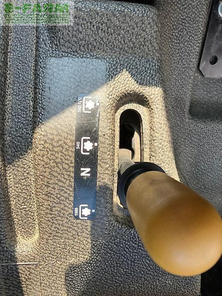 Tracteur agricole CLAAS axos 340 cx CX: photos 13