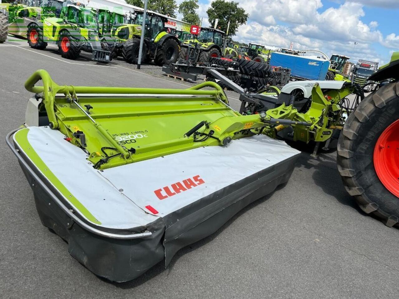 CLAAS disco 9200 c as autoswather + disco 3200 fc prof - Faucheuse: photos 4 CLAAS disco 9200 c as autoswather + disco 3200 fc prof - Faucheuse: photos 4