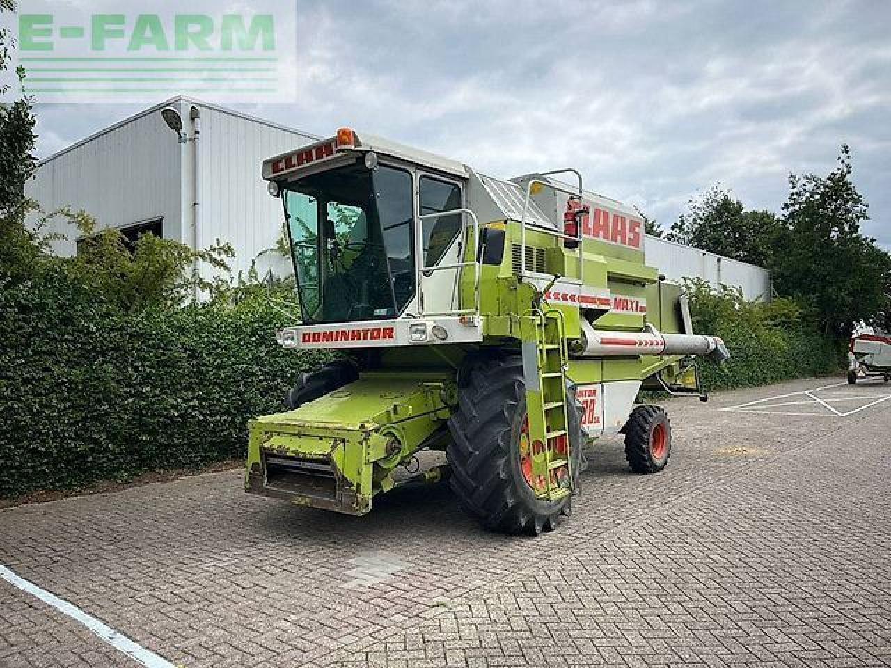 CLAAS dominator 98 sl maxi - Moissonneuse-batteuse: photos 3 CLAAS dominator 98 sl maxi - Moissonneuse-batteuse: photos 3