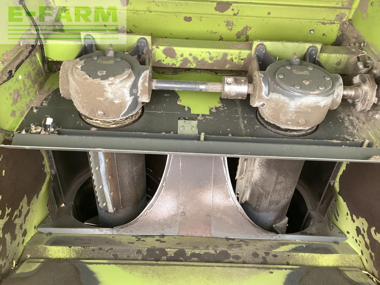 CLAAS lexion 470 evolution - Moissonneuse-batteuse: photos 5 CLAAS lexion 470 evolution - Moissonneuse-batteuse: photos 5