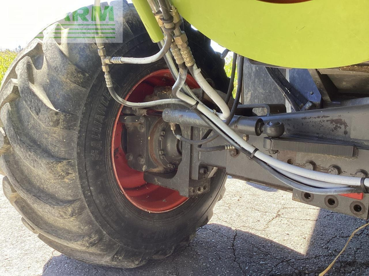 Moissonneuse-batteuse CLAAS lexion 470 evolution: photos 8 Moissonneuse-batteuse CLAAS lexion 470 evolution: photos 8