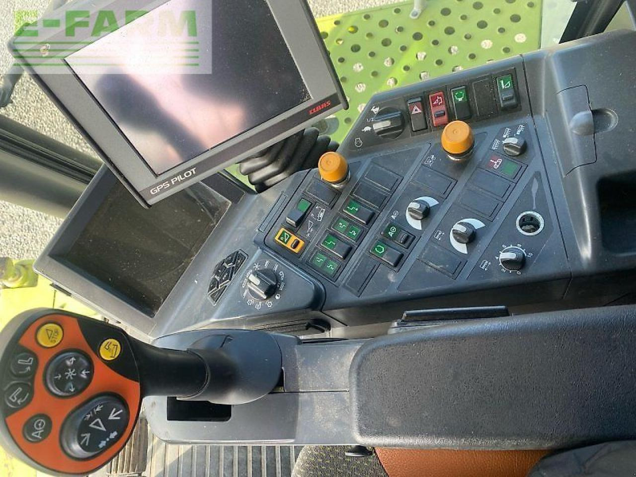 Moissonneuse-batteuse CLAAS lexion 570 tt: photos 8