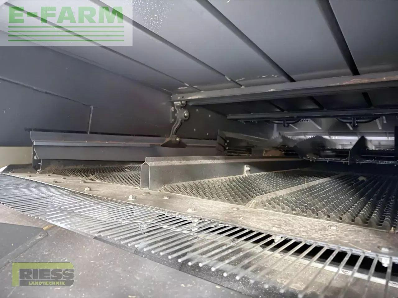 Moissonneuse-batteuse CLAAS lexion 630 montana t4: photos 14