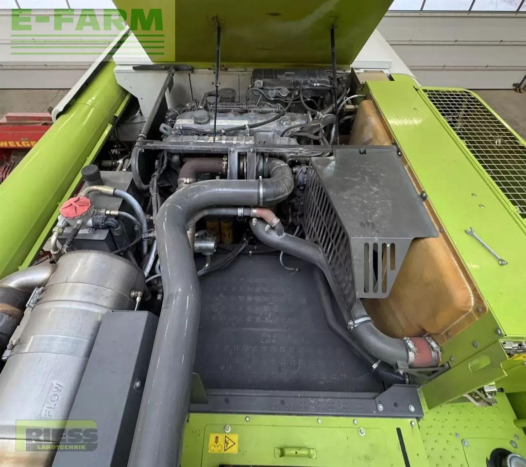 Moissonneuse-batteuse CLAAS lexion 630 montana t4: photos 8