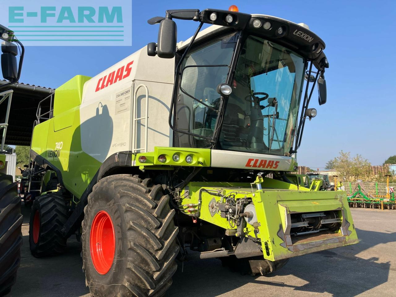 CLAAS lexion 740 t4i - Moissonneuse-batteuse: photos 3 CLAAS lexion 740 t4i - Moissonneuse-batteuse: photos 3