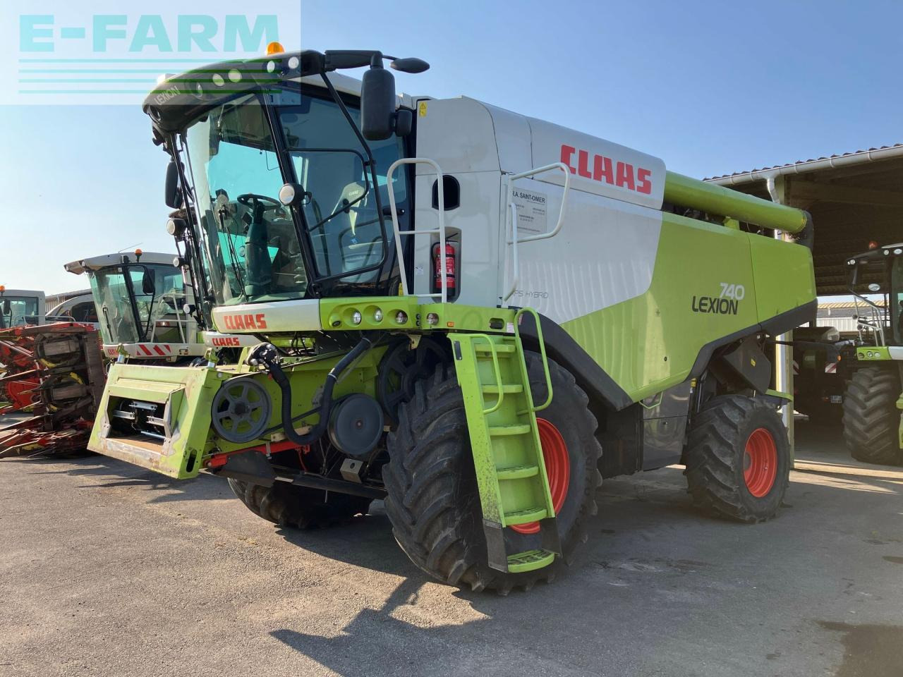 CLAAS lexion 740 t4i - Moissonneuse-batteuse: photos 1 CLAAS lexion 740 t4i - Moissonneuse-batteuse: photos 1
