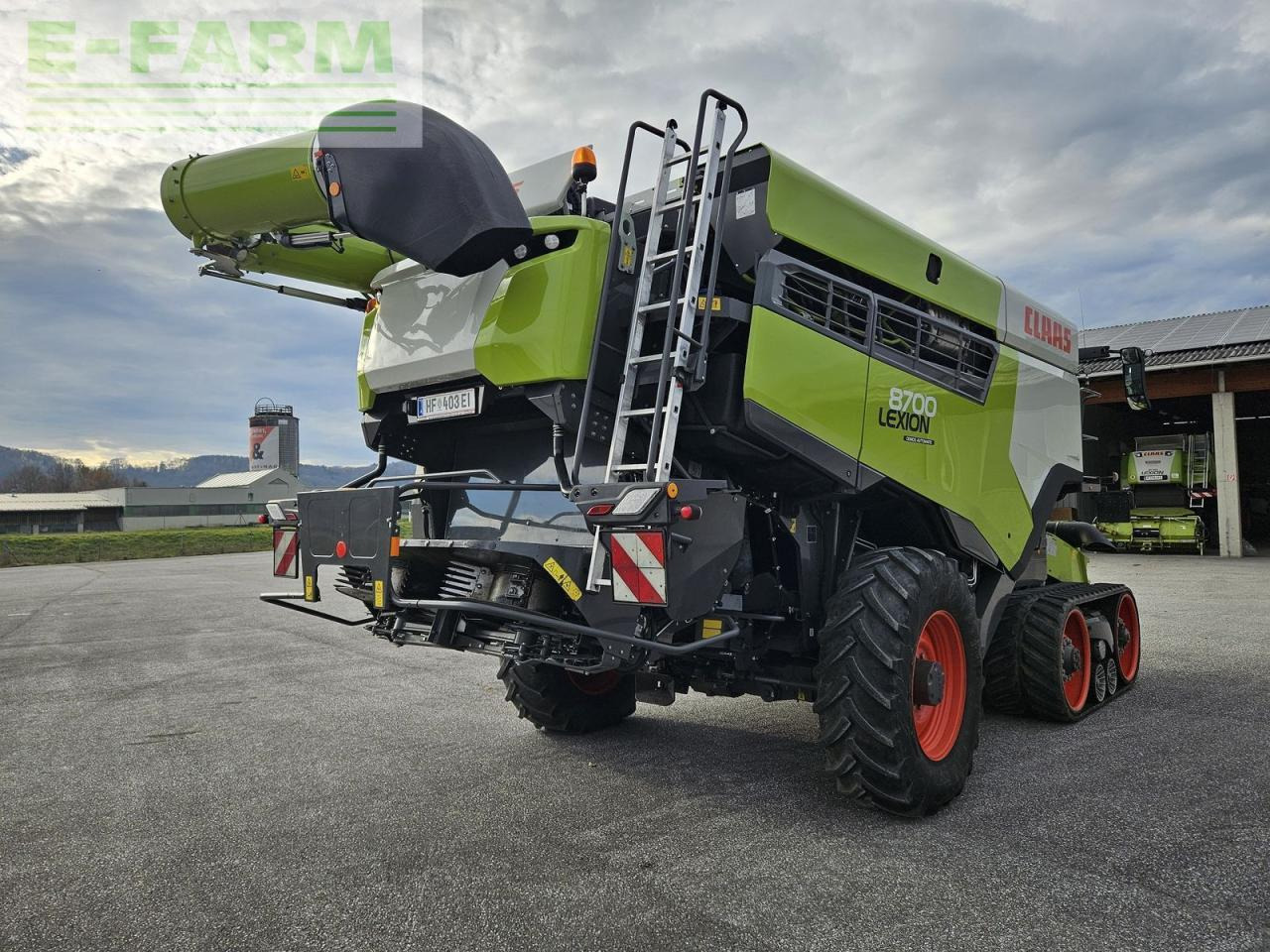 CLAAS lexion 8700tt 4wd cemos automatic - Moissonneuse-batteuse: photos 3 CLAAS lexion 8700tt 4wd cemos automatic - Moissonneuse-batteuse: photos 3