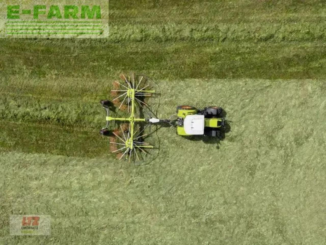 CLAAS liner 2800 trend - Faneuse: photos 1 CLAAS liner 2800 trend - Faneuse: photos 1