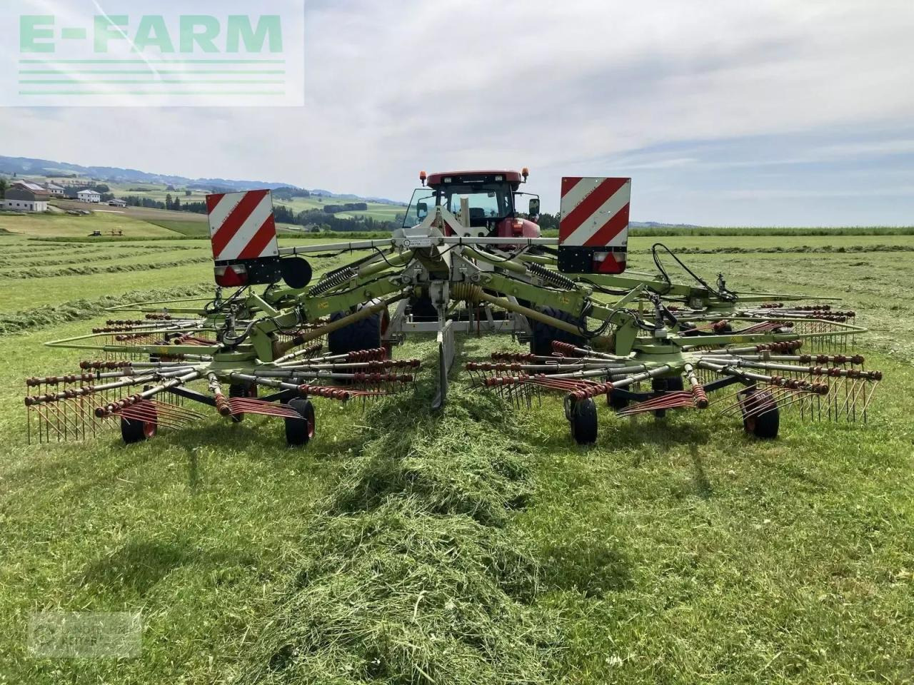 CLAAS liner 3600 comfort - Faneuse: photos 4 CLAAS liner 3600 comfort - Faneuse: photos 4