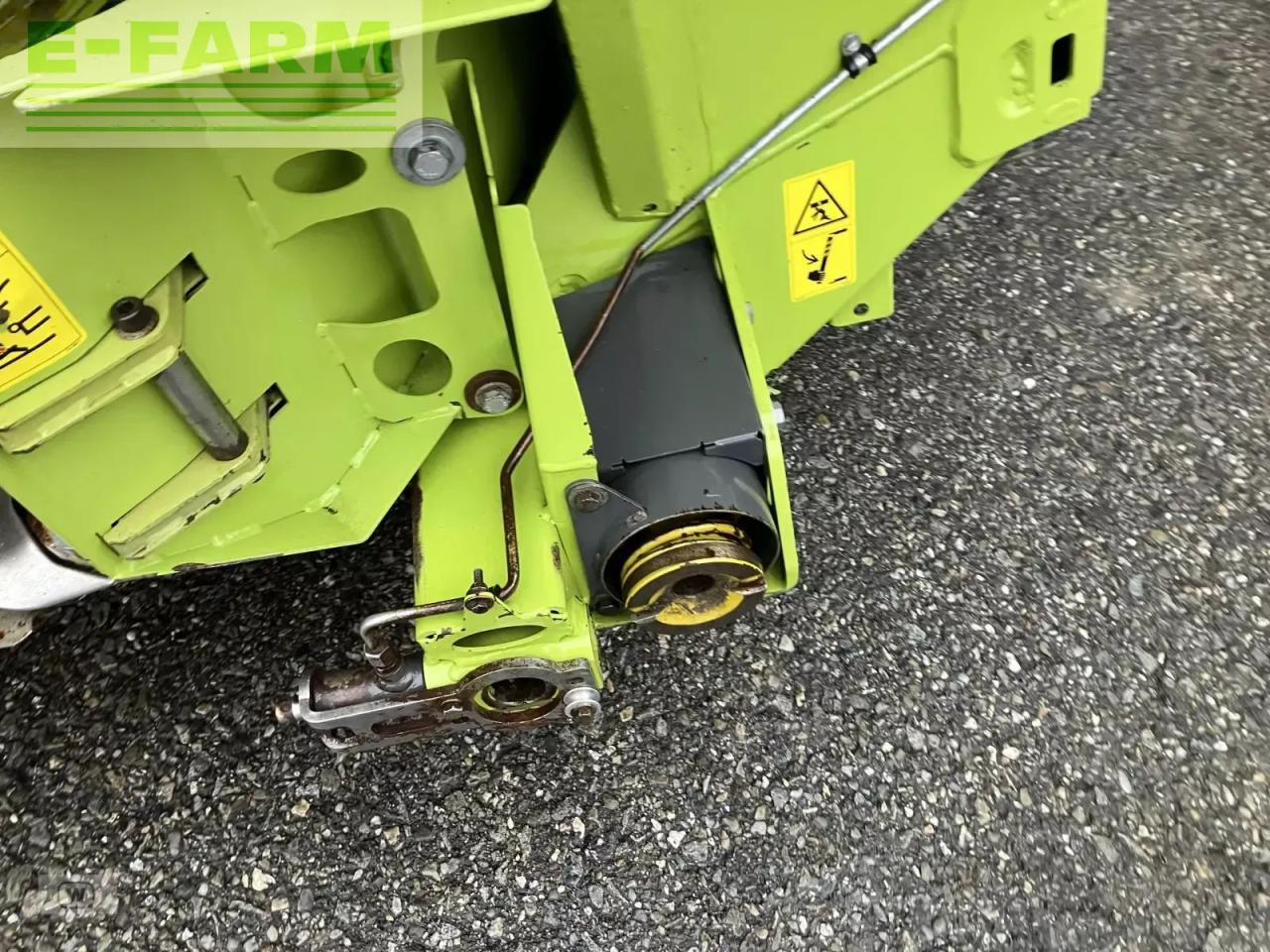 Cueilleur de maïs CLAAS orbis 750 ac: photos 22 Cueilleur de maïs CLAAS orbis 750 ac: photos 22