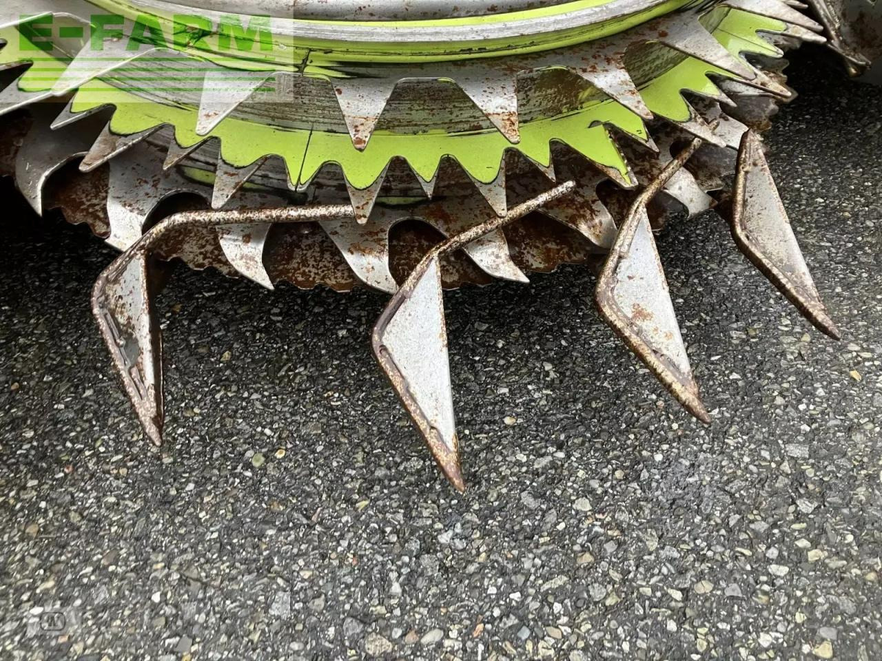 Cueilleur de maïs CLAAS orbis 750 ac: photos 15 Cueilleur de maïs CLAAS orbis 750 ac: photos 15