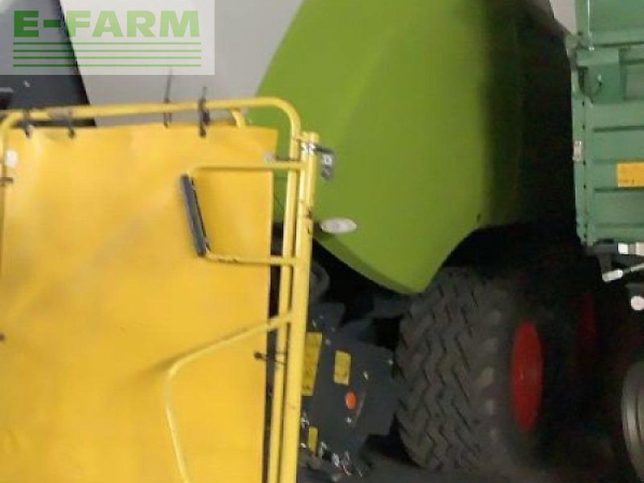 CLAAS quadrant 5300 fc t - Presse à balles cubiques: photos 3 CLAAS quadrant 5300 fc t - Presse à balles cubiques: photos 3