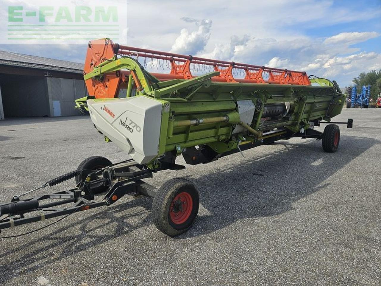 CLAAS vario 770 + rapstrenner + transportwagen - Moissoneuse: photos 1 CLAAS vario 770 + rapstrenner + transportwagen - Moissoneuse: photos 1