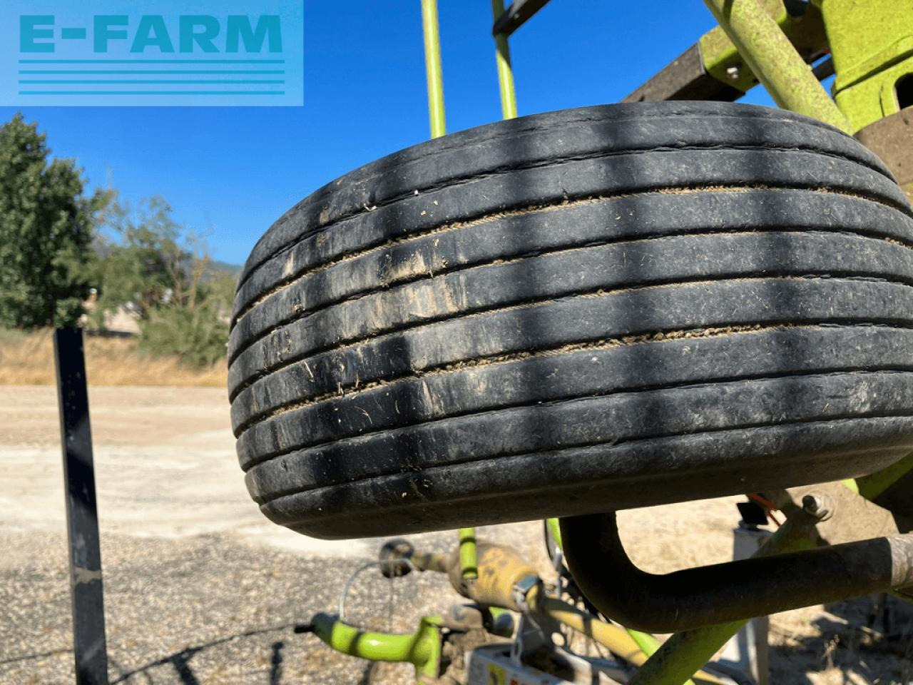 CLAAS volto 1100 t - Faneuse: photos 4 CLAAS volto 1100 t - Faneuse: photos 4