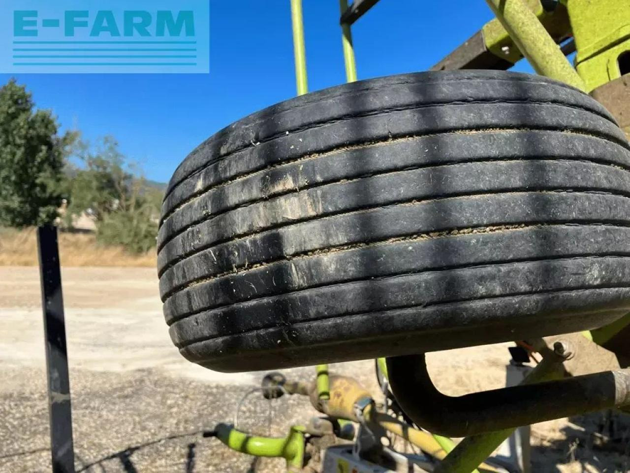 CLAAS volto 1100 t - Faneuse: photos 4 CLAAS volto 1100 t - Faneuse: photos 4