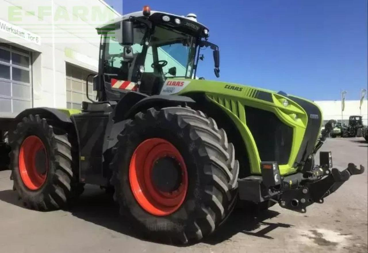 CLAAS xerion 4200 trac vc TRAC VC - Tracteur agricole: photos 2 CLAAS xerion 4200 trac vc TRAC VC - Tracteur agricole: photos 2